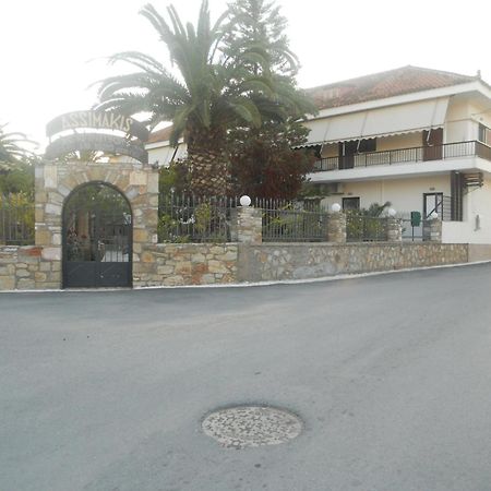 Assimakis Hotel Финикунда Экстерьер фото
