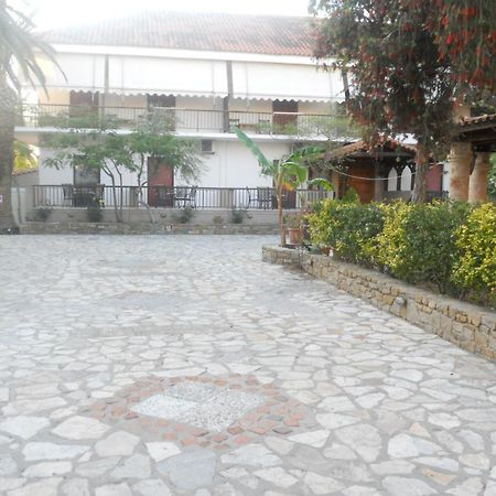 Assimakis Hotel Финикунда Экстерьер фото