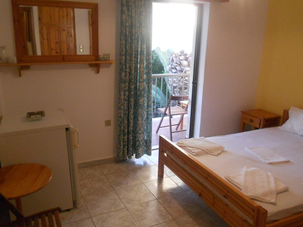 Assimakis Hotel Финикунда Номер фото