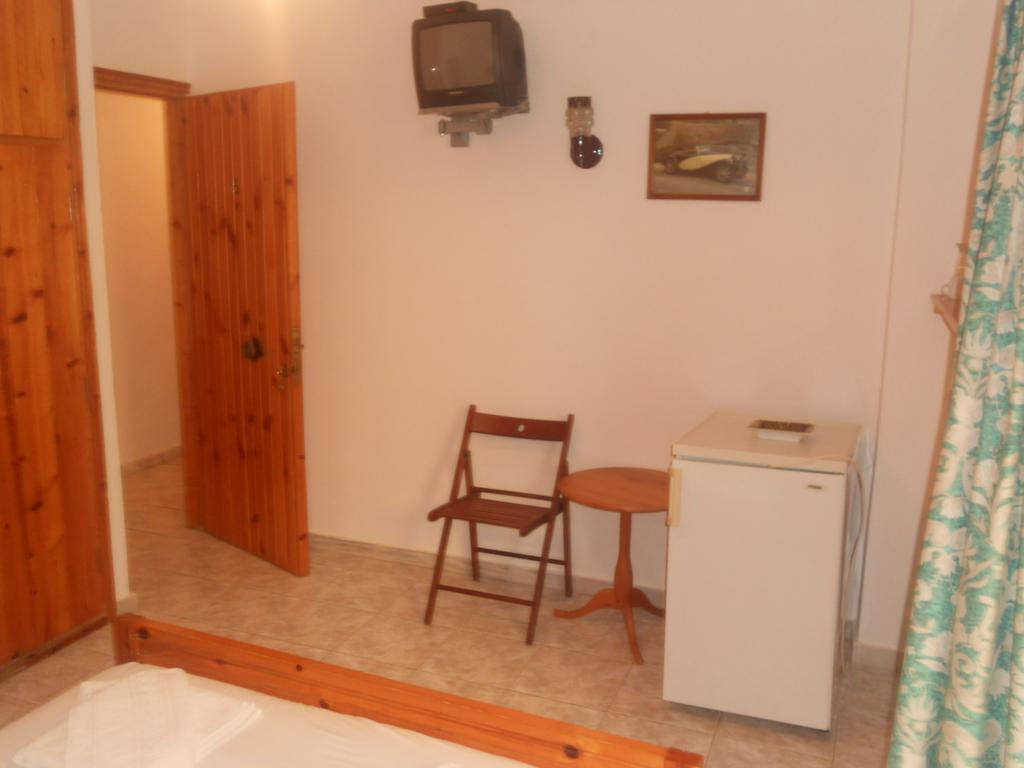 Assimakis Hotel Финикунда Номер фото